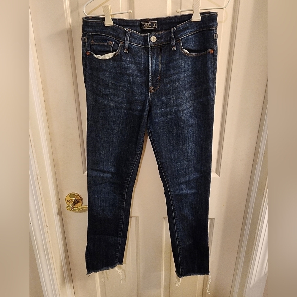 Abercrombie And Fitch Harper Lowrise Ankle Skinny Jean Size 28/6 Dark Wash